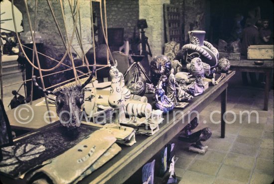 Studio de la sculpture. Ground floor, Mas Notre-Dame-de-Vie, Mougins 1974. (photographed after Pablo Picasso's death) - Photo by Edward Quinn