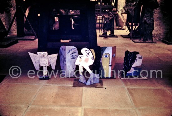 Studio de la sculpture. Ground floor, Mas Notre-Dame-de-Vie, Mougins 1974. (photographed after Pablo Picasso's death) - Photo by Edward Quinn