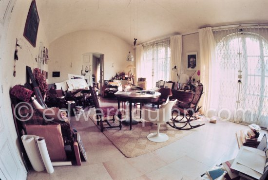 Mas Notre-Dame-de-Vie, Mougins 1974. (Photographed after Pablo Picasso’s death.) - Photo by Edward Quinn