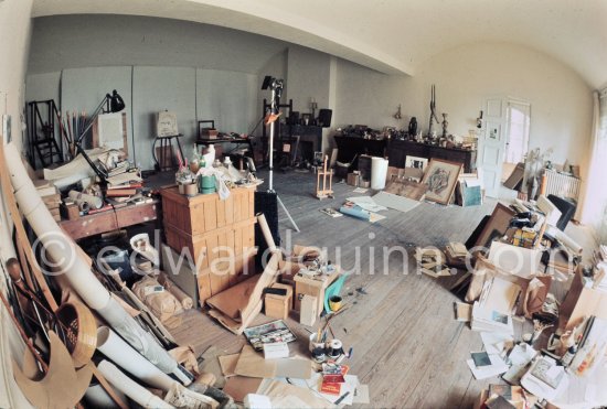 Mas Notre-Dame-de-Vie, Mougins 1974. (Photographed after Pablo Picasso’s death.) - Photo by Edward Quinn