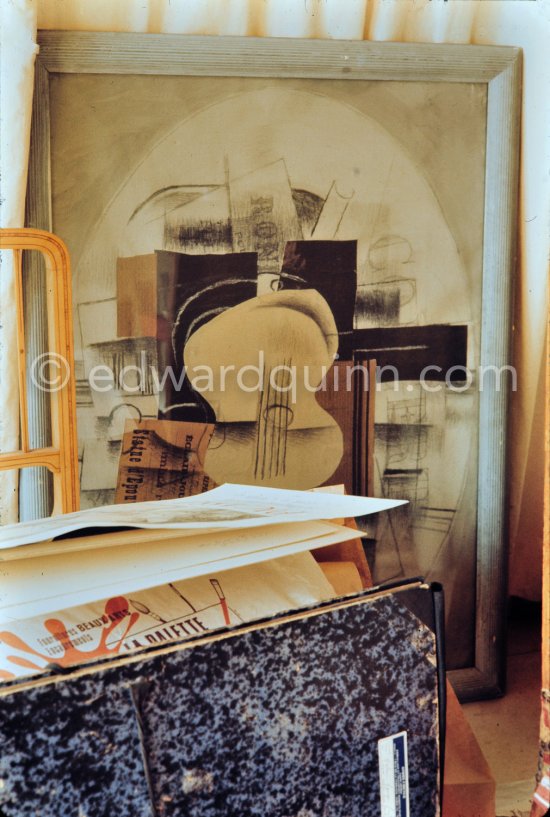 From Pablo Picasso's collection: Georges Braque, La Guitare Statue d'épouvante". Mas Notre-Dame-de-Vie, Mougins 1974. (Photographed after Pablo Picasso’s death.) - Photo by Edward Quinn