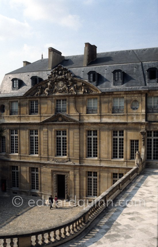 Opening of the Picasso Museum Paris (Musée national Picasso Paris), located in the Marais Quarter. Paris 1985. - Photo by Edward Quinn
