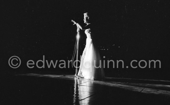 Jane Powell. Bal de la Mer, Monte Carlo 1958. - Photo by Edward Quinn