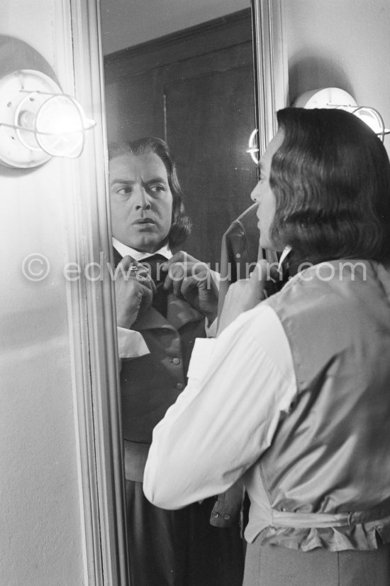 Will Quadflieg, German actor, during filming of "Lola Montès". Nice 1955. - Photo by Edward Quinn