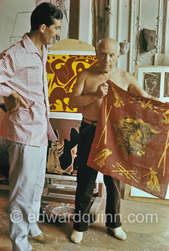 Picasso and Edward Quinn (with Leica M3). La Californie, Cannes 1959. Photo probably by Jacqueline Roque. - Photo by Edward Quinn