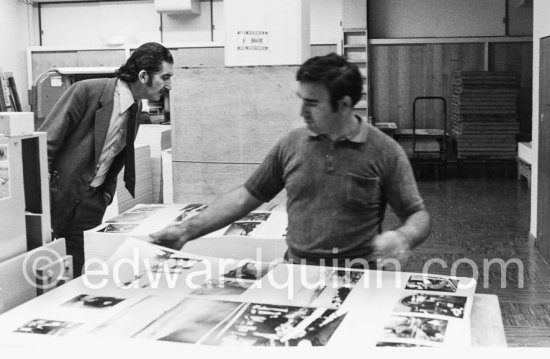 Edward Quinn. Printing of "James Joyce\'s Dublin" at Vontobel Druck AG, Feldmeilen, Switzerland 1973. Photo Wolfgang Frei - Photo by Edward Quinn