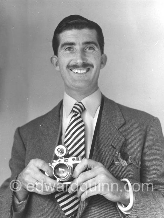 Edward Quinn with his first Leica, a IIIf. Nice 1955. - Photo by Edward Quinn