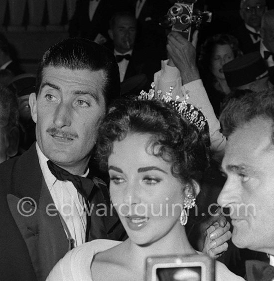 Edward Quinn, Elizabeth Taylor and her husband Mike Todd. Opening Night at Cannes Film Festival May 1957. Unknown Photographer, source: Alamy B4HMFY - Photo by Edward Quinn