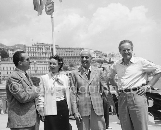 During filming of "The Racers" from left: Alberto Ascari, director Henry Hathaway\'s wife (?), Luigi Villoresi, Emmanuel "Toulo" de Graffenried. Mob^naco 1954. - Photo by Edward Quinn