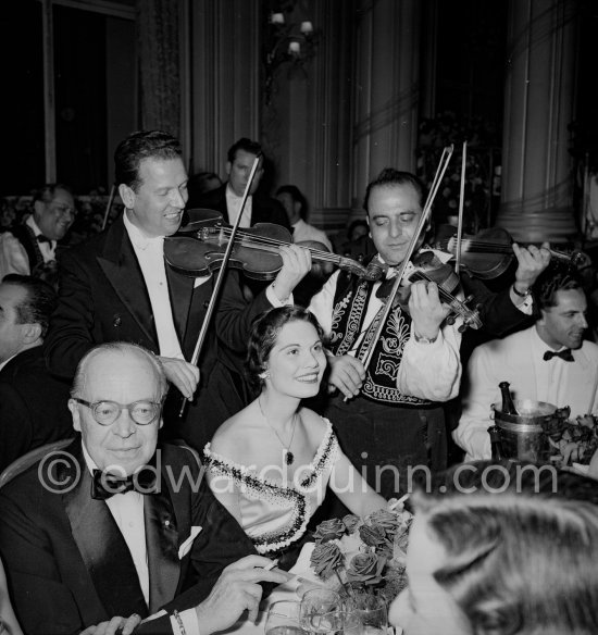 Jo Ann Stork (winner of American McCall’s contest called "This bachelor prince needs a wife") "Bal de la Rose" gala dinner at the International Sporting Club in Monte Carlo, 1955 - Photo by Edward Quinn