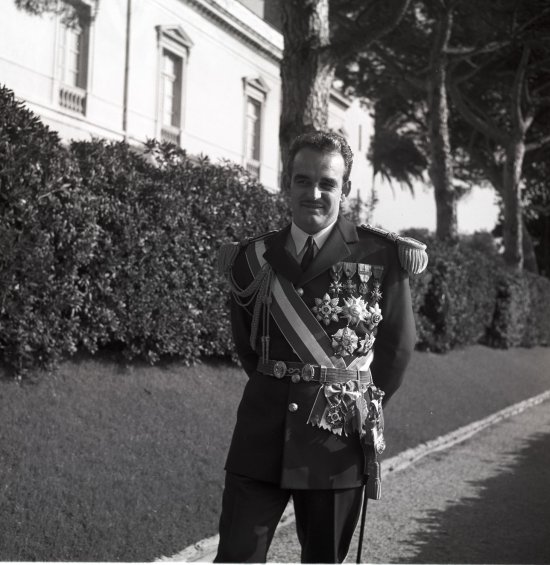 Prince Rainier in the gardens of the palace. Fête Nationale, Monaco 1954. - Photo by Edward Quinn