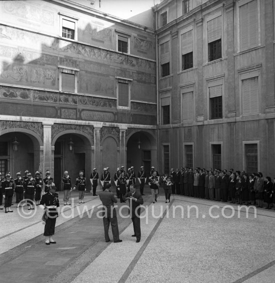 Prince Rainier in the courtyard of the palace. Fête Nationale, Monaco 1954. - Photo by Edward Quinn