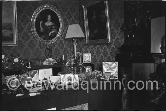 Official reception of the wedding presents for Grace Kelly and Prince Rainier, Monaco 1956. - Photo by Edward Quinn