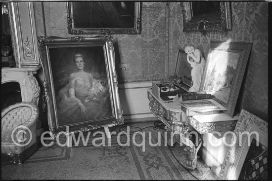 Official reception of the wedding presents for Grace Kelly and Prince Rainier, Monaco 1956. - Photo by Edward Quinn