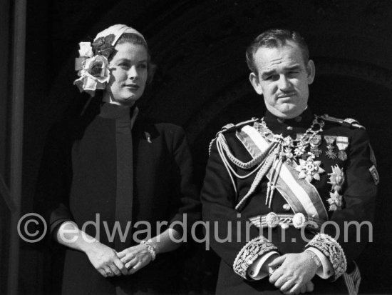 Fête Nationale Monegasque 19.11.57. Princess Grace and Prince Rainier at the palace windows. - Photo by Edward Quinn