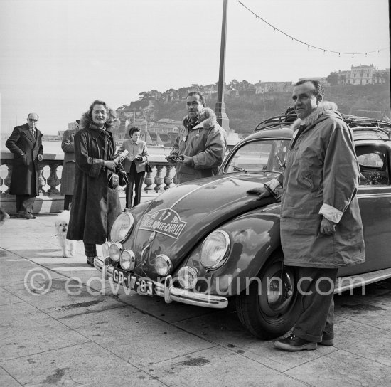 N° 27 Greço / Greço on Volkswagen. Rallye Monte Carlo 1952. - Photo by Edward Quinn