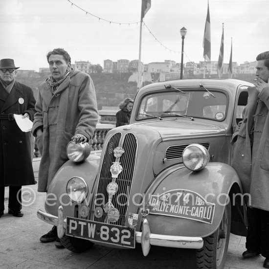 N° 74 Reece / Reece on Ford Anglia. Rallye Monte Carlo 1952. - Photo by Edward Quinn