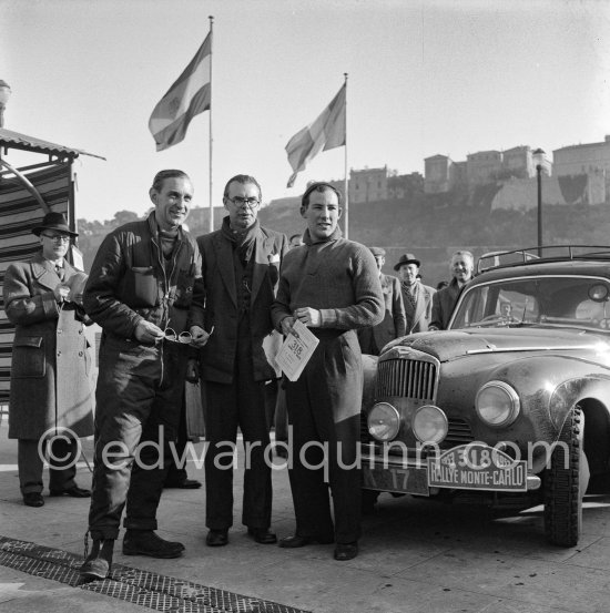 N° 318 Stirling Moss, Desmond Scannell, John Cooper (from right) on Sunbeam Talbot 90, 6th. Monte Carlo Rally 1953. - Photo by Edward Quinn