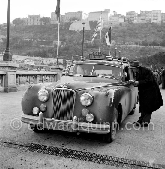N° 344 Sloper / Servent on Jaguar Mark VII. Rallye Monte Carlo 1953. - Photo by Edward Quinn