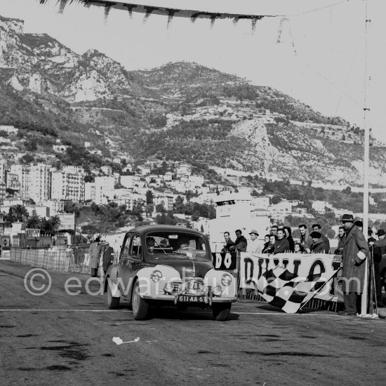 N° 78 Rosier / Rosier Renault 4CV. Rallye Monte Carlo 1953. To prevent the competitors from taking the timekeepers by surprise and passing without being spotted the organisers decided to paint the front wings of the cars white with washable paint. This enabled the officials to identify them a long way off even if their rally plates were not easily visible because of dirt or their position on the car. (Louche p. 118) - Photo by Edward Quinn
