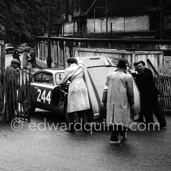 N° 244 Reginald Parnell / Klemantanski on Aston Martin DB2-4. Monte Carlo Rally 1955. - Photo by Edward Quinn