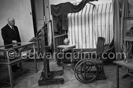 Jean Renoir at the reconstructed studio of his father Auguste Renoir. At Domaine des Collettes, the estate of the Renoir family. Cagnes-sur-Mer 1962. - Photo by Edward Quinn