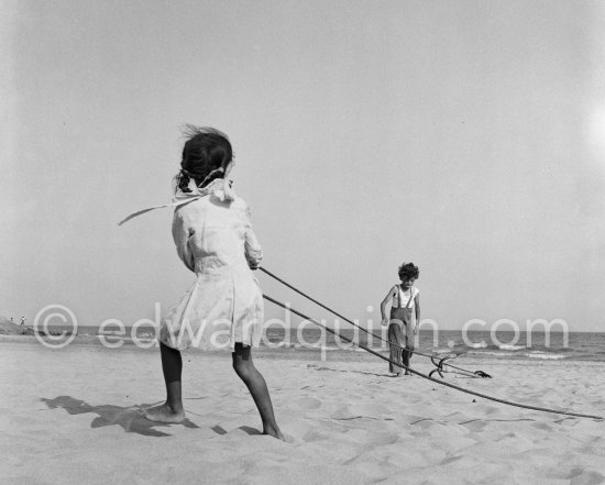 Gypsies on the occasion of the yearly pilgrimage and festival of the Gypsies in honor of Saint Sara, Saintes-Maries-de-la-Mer in 1953. - Photo by Edward Quinn