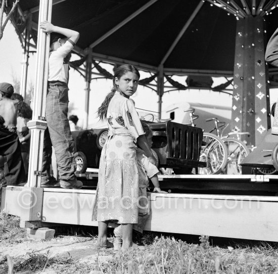 Gypsies on the occasion of the yearly pilgrimage and festival of the Gypsies in honor of Saint Sara, Saintes-Maries-de-la-Mer in 1953. - Photo by Edward Quinn