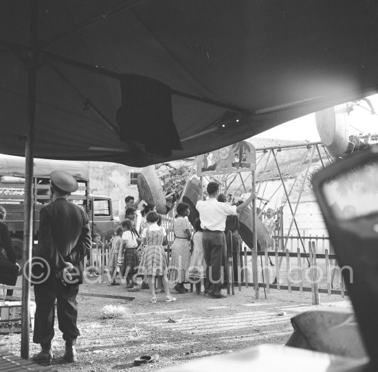 Gypsies on the occasion of the yearly pilgrimage and festival of the Gypsies in honor of Saint Sara, Saintes-Maries-de-la-Mer in 1953. - Photo by Edward Quinn