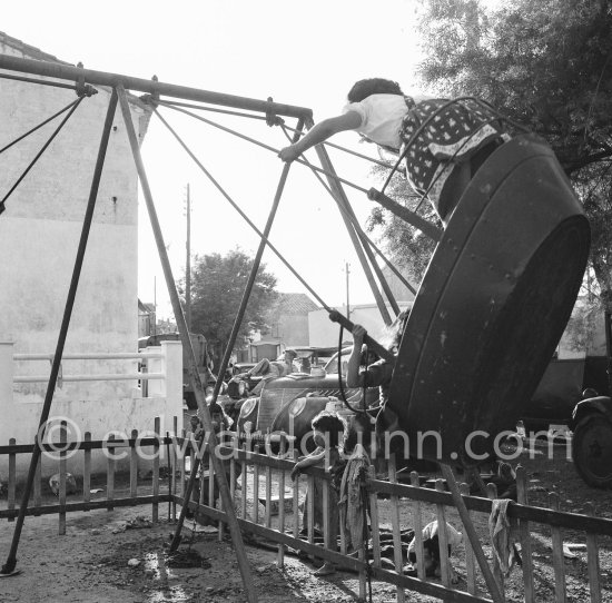 Gypsies on the occasion of the yearly pilgrimage and festival of the Gypsies in honor of Saint Sara, Saintes-Maries-de-la-Mer in 1953. - Photo by Edward Quinn