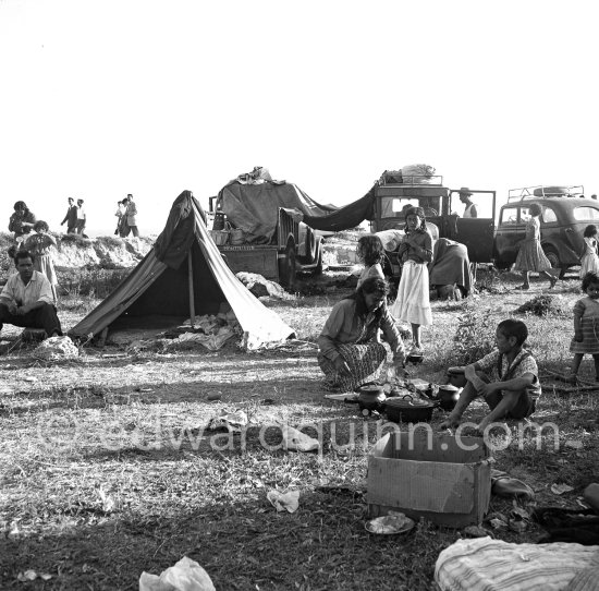 Gypsies on the occasion of the yearly pilgrimage and festival of the Gypsies in honor of Saint Sara, Saintes-Maries-de-la-Mer in 1953. - Photo by Edward Quinn