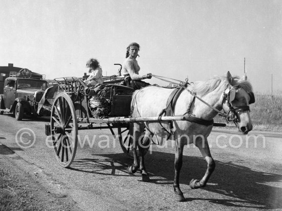 Gypsies on the occasion of the yearly pilgrimage and festival of the Gypsies in honor of Saint Sara, Saintes-Maries-de-la-Mer in 1953. - Photo by Edward Quinn