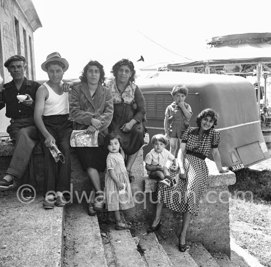 Gypsies on the occasion of the yearly pilgrimage and festival of the Gypsies in honor of Saint Sara, Saintes-Maries-de-la-Mer in 1953. - Photo by Edward Quinn