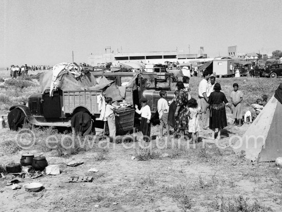 Gypsies on the occasion of the yearly pilgrimage and festival of the Gypsies in honor of Saint Sara, Saintes-Maries-de-la-Mer in 1953. - Photo by Edward Quinn