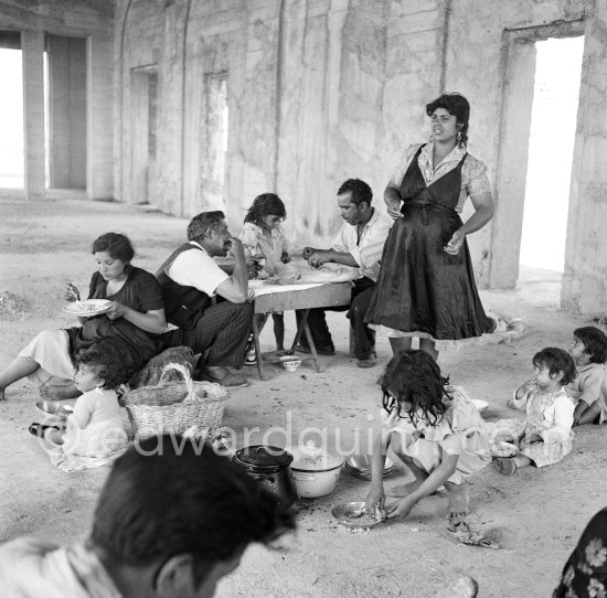 Gypsies on the occasion of the yearly pilgrimage and festival of the Gypsies in honor of Saint Sara, Saintes-Maries-de-la-Mer in 1953. - Photo by Edward Quinn