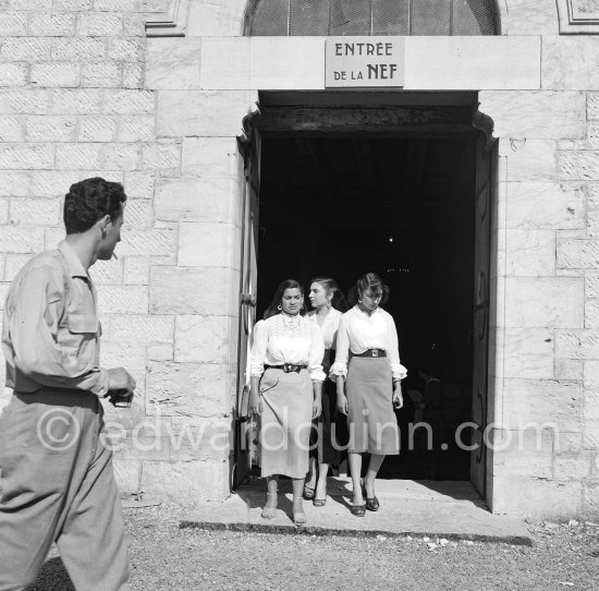 Gypsies on the occasion of the yearly pilgrimage and festival of the Gypsies in honor of Saint Sara, Saintes-Maries-de-la-Mer in 1953. - Photo by Edward Quinn