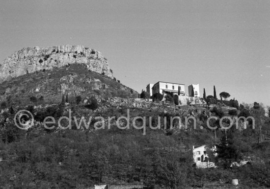 The Domaine Saint Martin in Vence 1958 where the German chancellor Konrad Adenauer came on holiday. - Photo by Edward Quinn