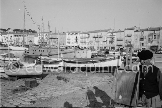 Saint-Tropez harbor 1961. - Photo by Edward Quinn