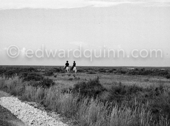 Camargue: Gardians. Saintes-Maries-de-la-Mer in 1953. - Photo by Edward Quinn