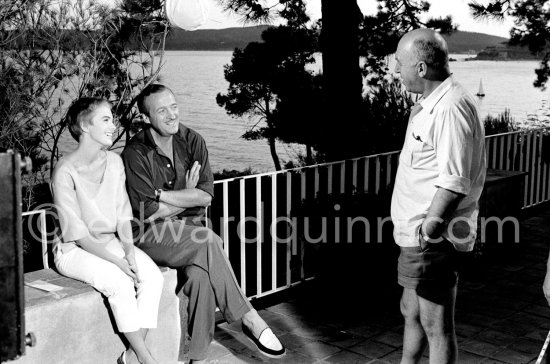 Jean Seberg, Otto Preminger and David Niven during the filming of "Bonjour tristesse", Le Lavandou 1957. - Photo by Edward Quinn