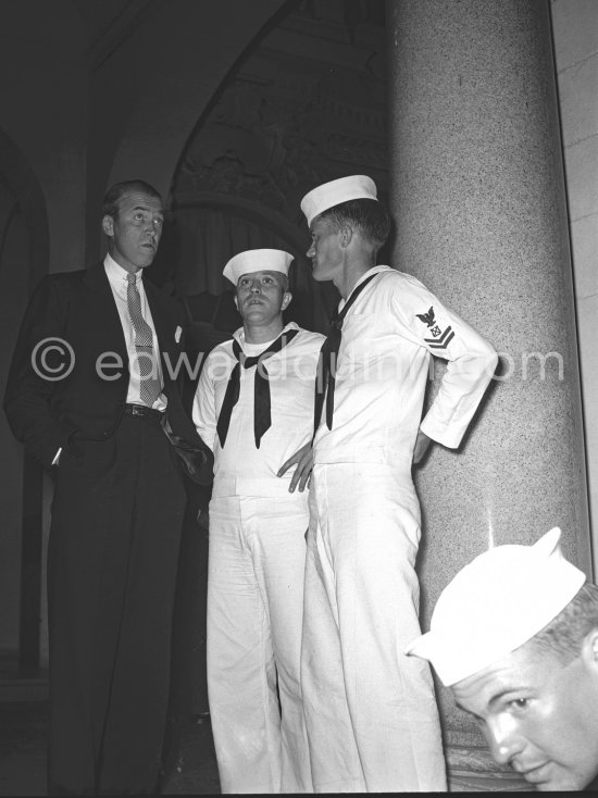 James Stewart outside Carlton Hotel. Cannes 1954. - Photo by Edward Quinn