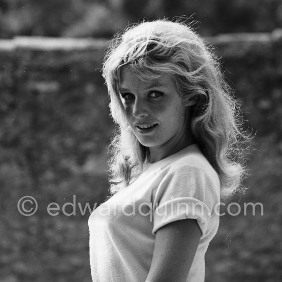 Annette Stroyberg. Saint-Tropez 1959. - Photo by Edward Quinn