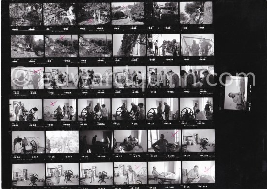 Graham Sutherland at La Villa Blanche, route de Castellar. Menton 1974. Contact print - Photo by Edward Quinn