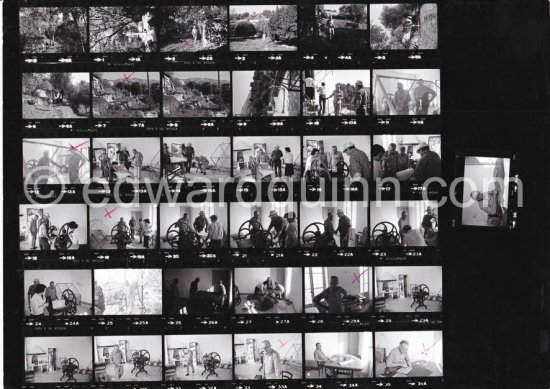 Graham Sutherland at La Villa Blanche, route de Castellar. Menton 1974. Contact print - Photo by Edward Quinn