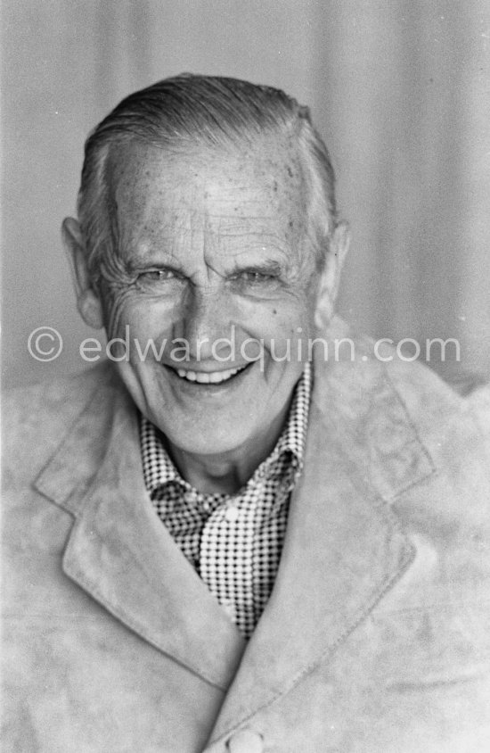 Graham Sutherland at La Villa Blanche. Menton 1974. - Photo by Edward Quinn