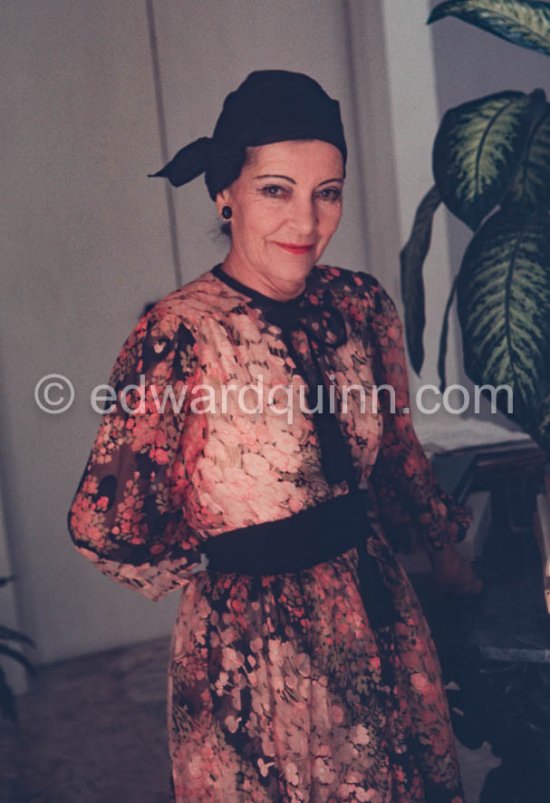 Graham Sutharlands wife Kathleen Sutherland. Place/date unknown - Photo by Edward Quinn