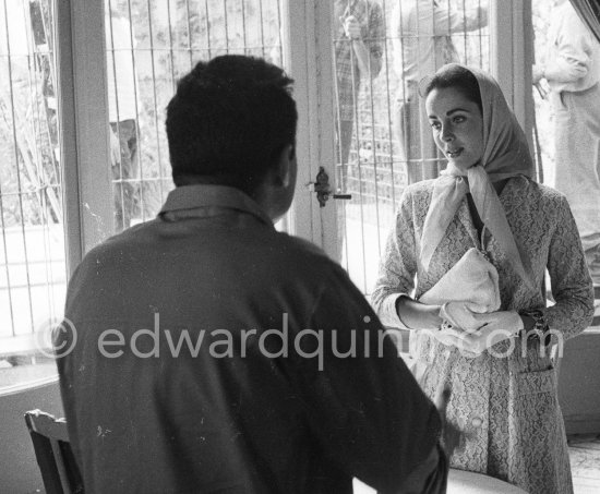Liz Taylor and Mike Todd. Cannes 1957. - Photo by Edward Quinn