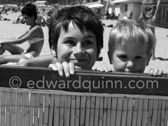 Rita Tushingham. “Prix d’interprétation” for Rita Tushingham in the film “A Taste of Honey”. Cannes 1962. - Photo by Edward Quinn