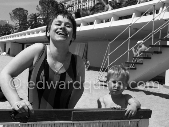 Rita Tushingham. “Prix d’interprétation” for Rita Tushingham in the film “A Taste of Honey”. Cannes 1962. - Photo by Edward Quinn