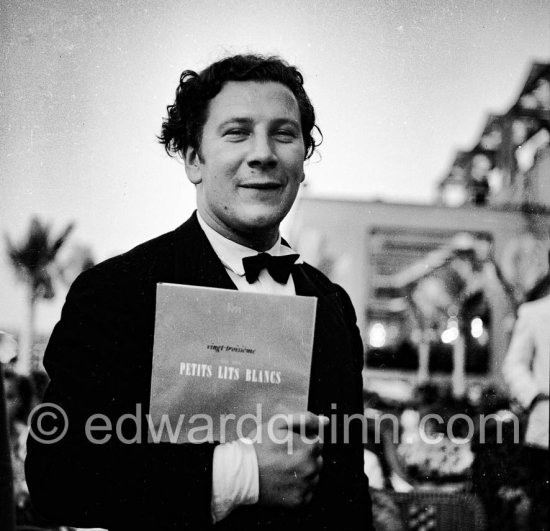 Peter Ustinov. Monte Carlo Gala - Bal des Petits Lits Blancs. Monaco 1951. - Photo by Edward Quinn